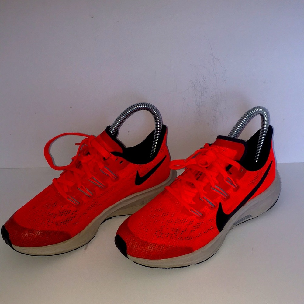 Nike zoom Pegasus 36 youth size 2 1/2
